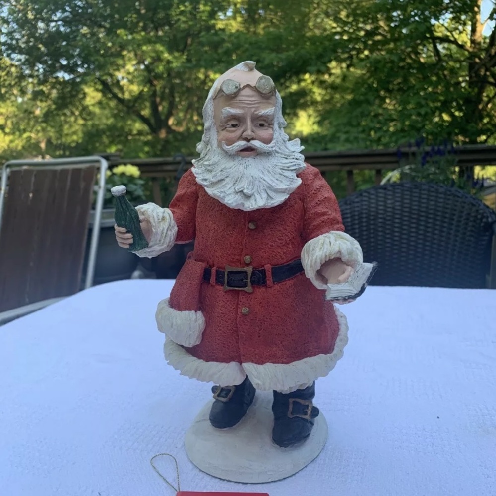 Soda pop Santa Duncan Royals